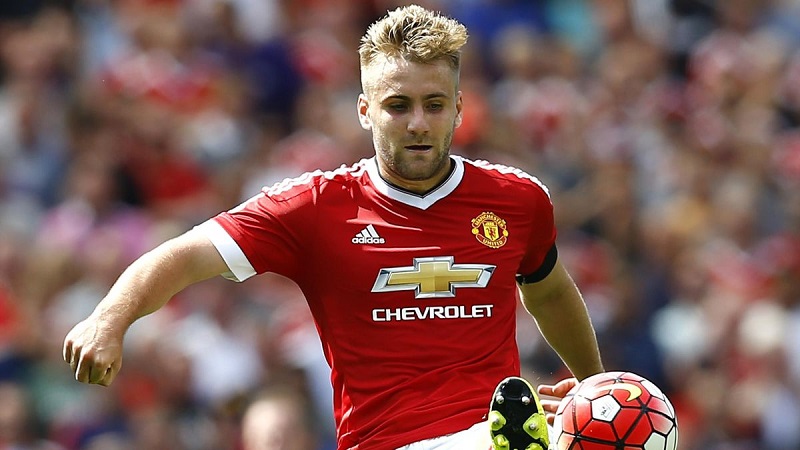 Cầu thủ Luke Shaw mới bị chấn thương khoeo chân phải nghỉ thi đấu dài hạn