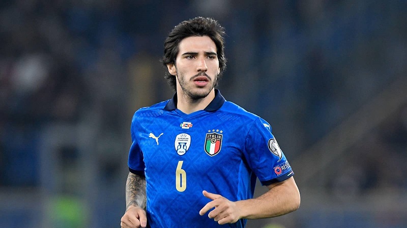 Cầu thủ Sandro Tonali - ngôi sao trẻ của ý có giá trị cao đến 70 triệu Euro