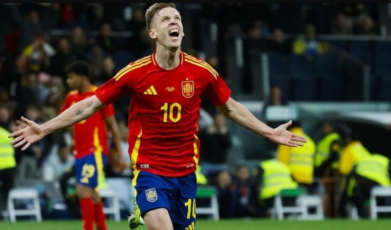 Việc chiêu mộ Dani Olmo của Liverpool có ảnh hưởng đến thị trường chuyển nhượng