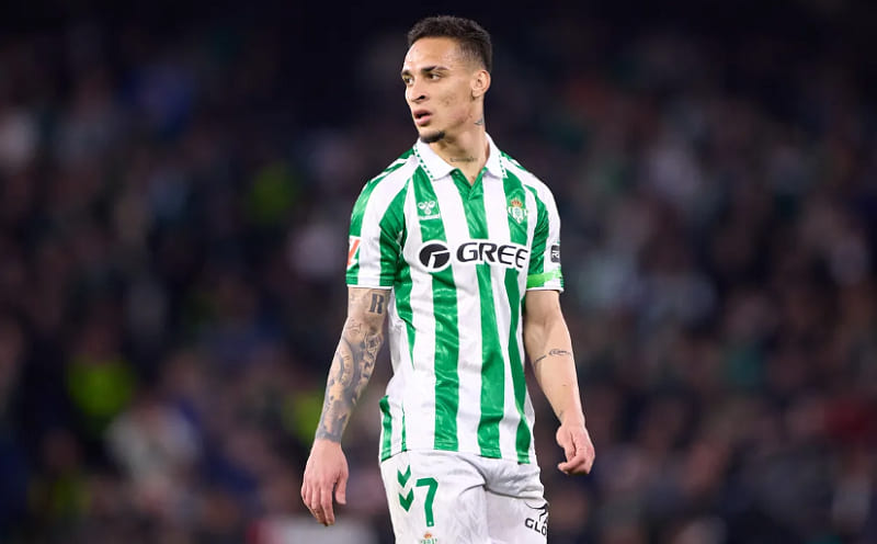 CLB Real Madrid phản ứng về quyết định hủy bỏ thẻ đỏ của Antony