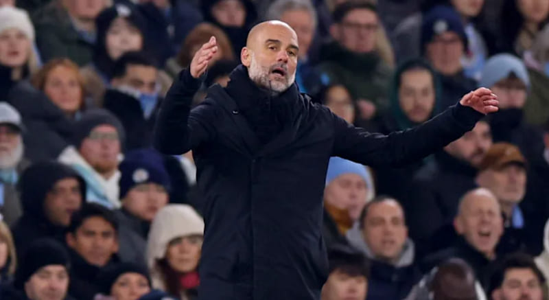 HLV Pep Guardiola đã thừa nhận bất lực sau chuỗi thua liên tiếp của Manchester City