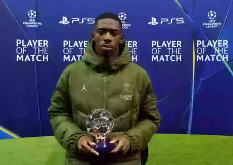 Cầu thủ Ousmane Dembele của PSG nhận giải MOTM
