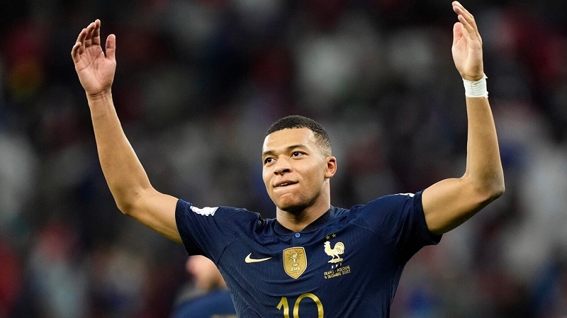 Cầu thủ Mbappé đã phá kỷ lục và chính thức bước vào danh sách huyền thoại bóng đá