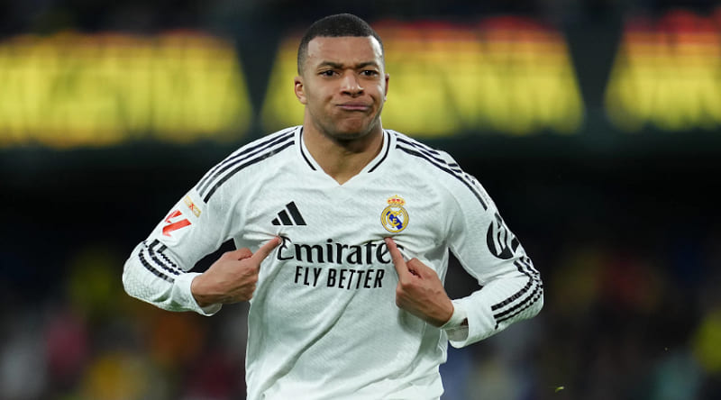 Cầu thủ Mbappé giành cúp Chiếc giày vàng châu Âu 2024-25