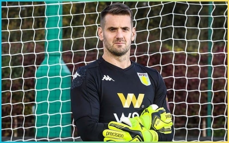Cầu thủ Tom Heaton trở lại Old Trafford với vai trò thủ môn thứ ba