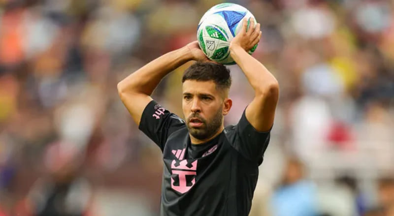 Cầu thủ Jordi Alba sẽ vắng mặt trong trận mở màn World Cup