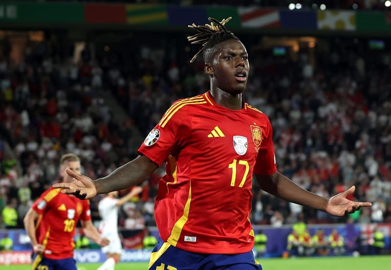 Fan Arsenal cũng muốn CLB chiêu mộ cầu thủ Nico Williams